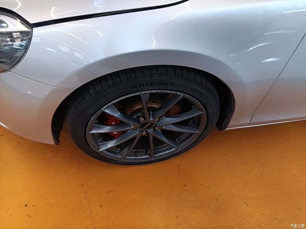 Volvo V40, 2016 20