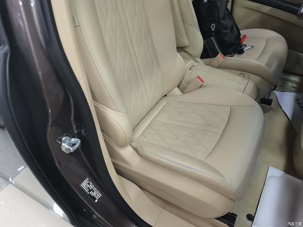 Buick GL8, 2023 25
