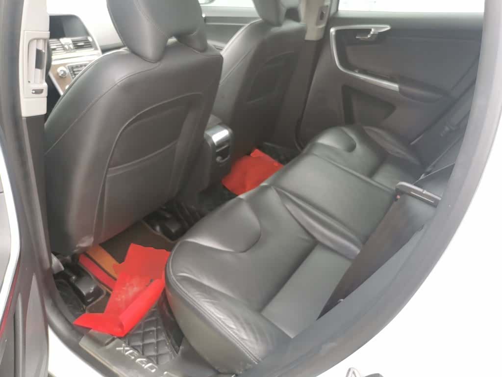 Volvo XC60, 2016 17