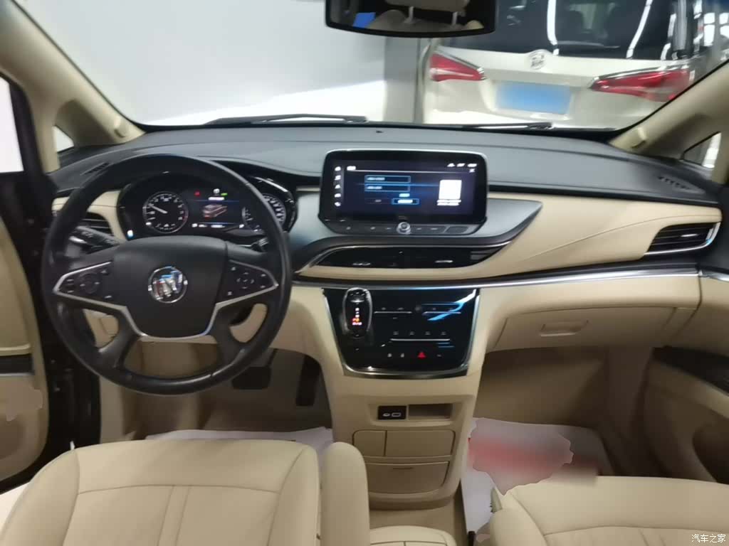 Buick GL8, 2023 10