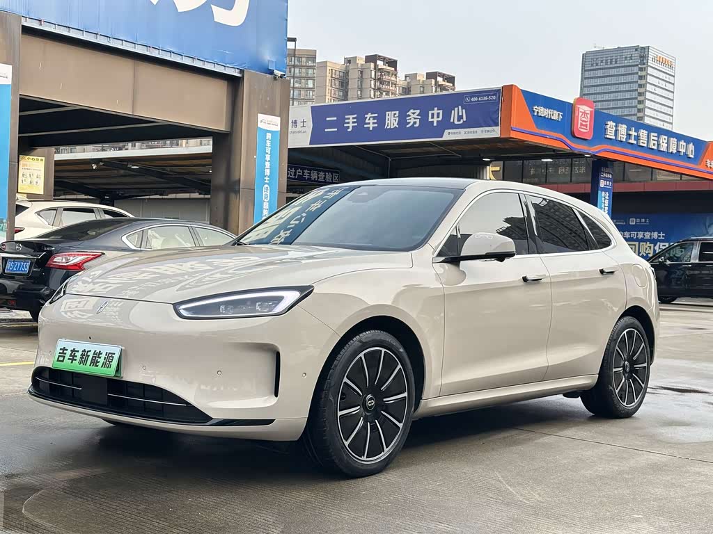 AITO M5