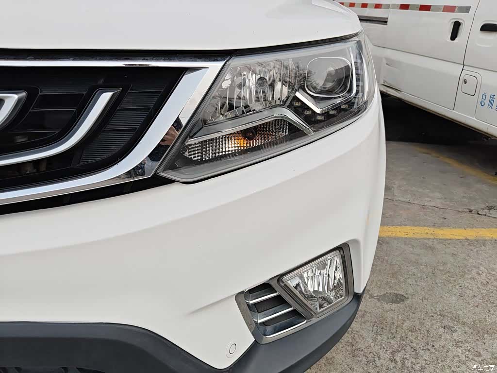 Geely X6, 2017 24