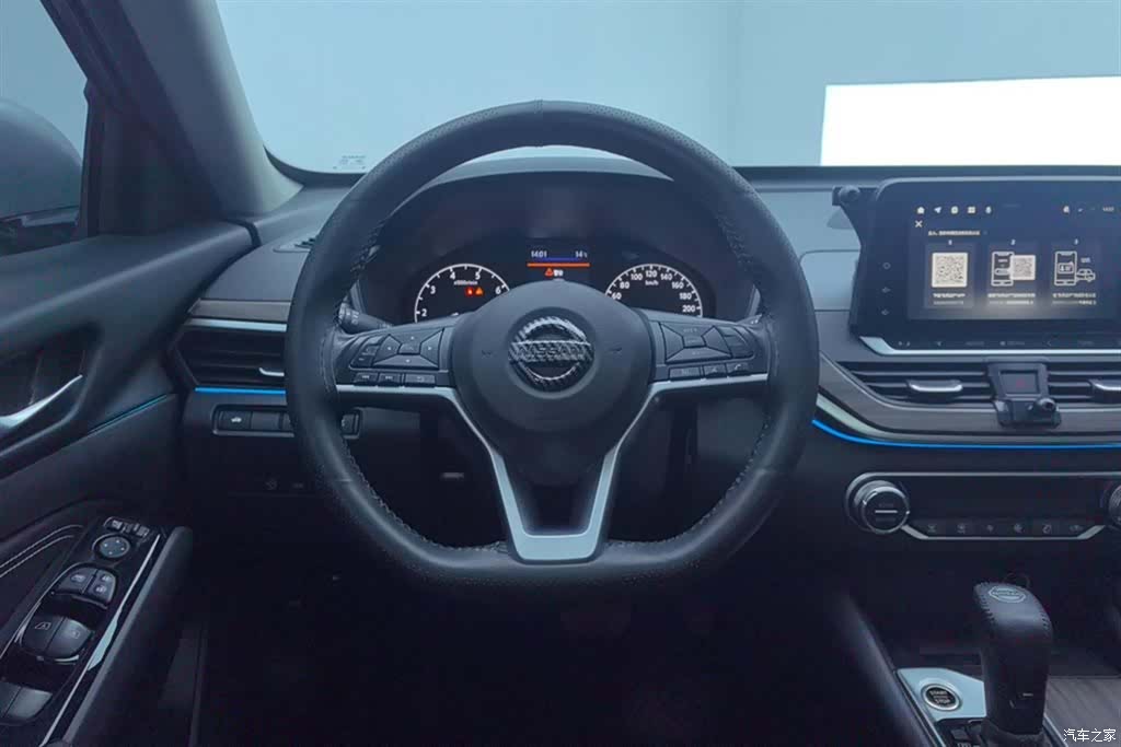 Nissan Teana, 2023 15