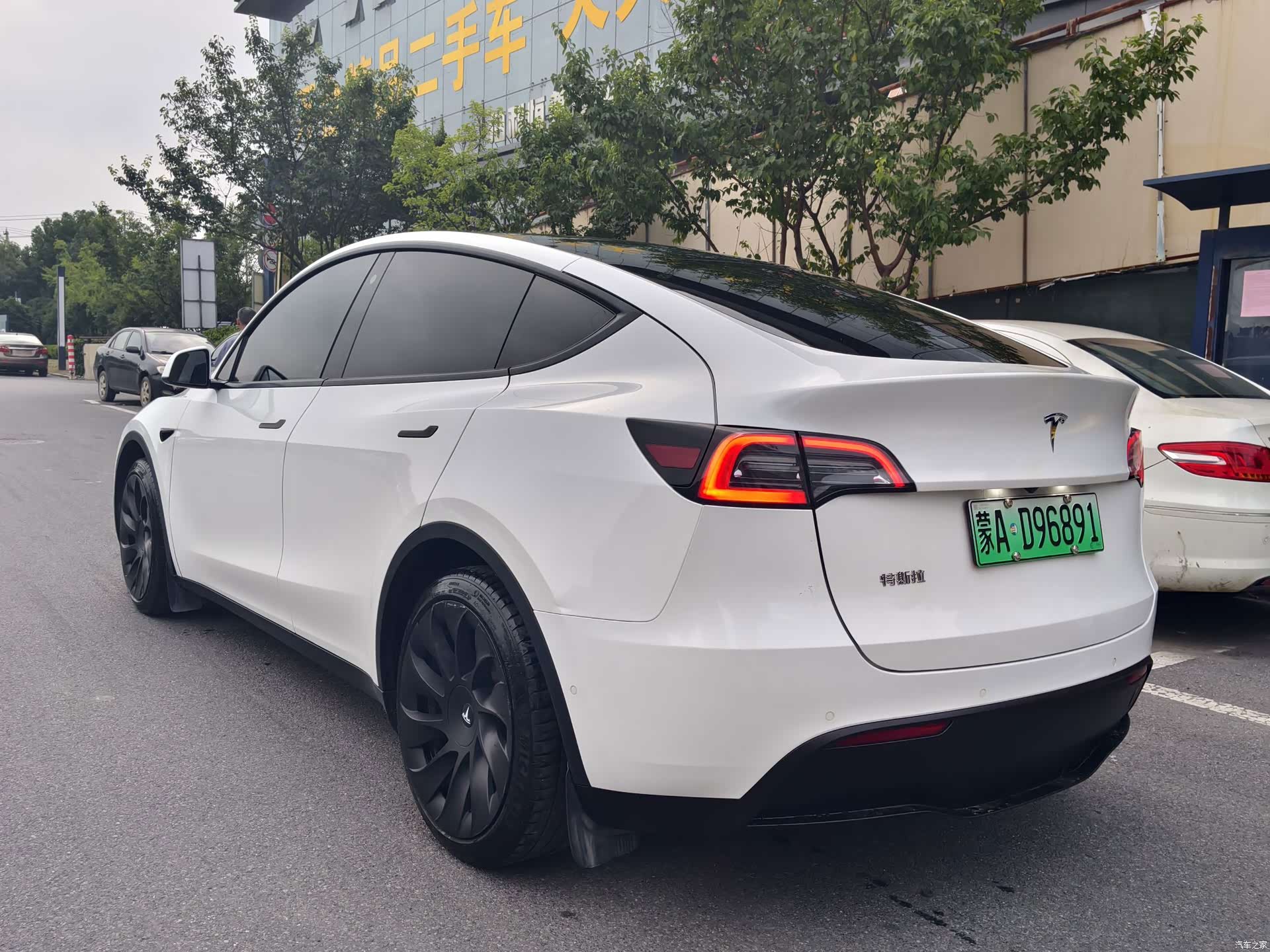 Tesla Model Y, 2022 2