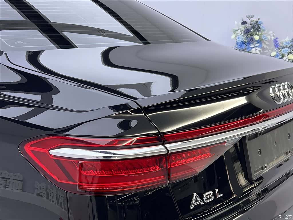 Audi A8L, 2020 10