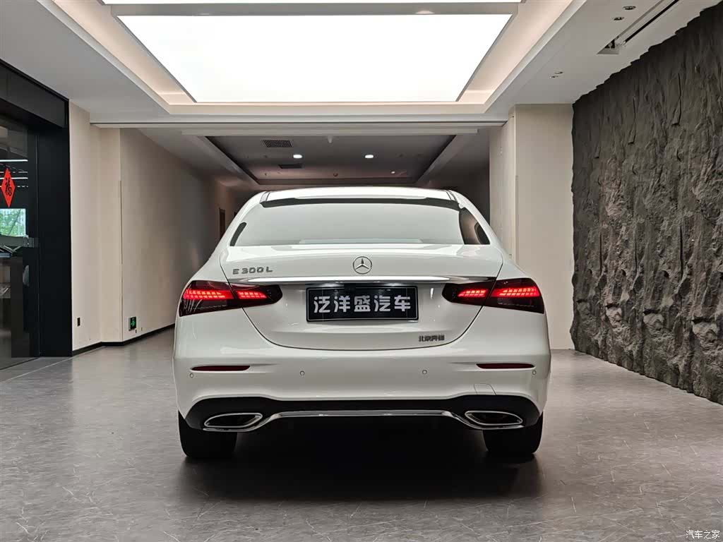 Mercedes-Benz E-Class, 2021 18