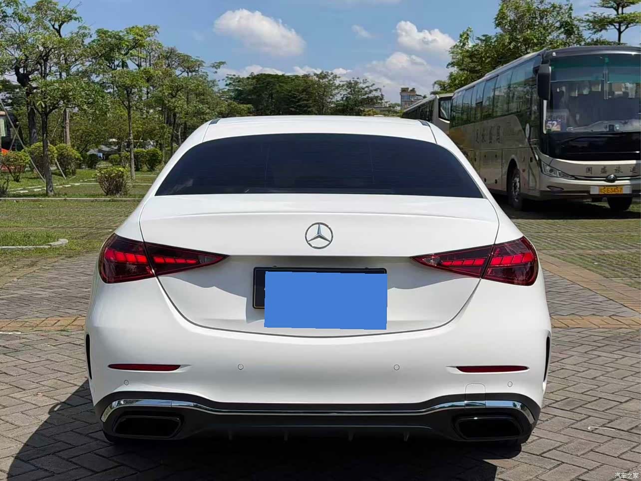 Mercedes-Benz C-Class, 2024 15