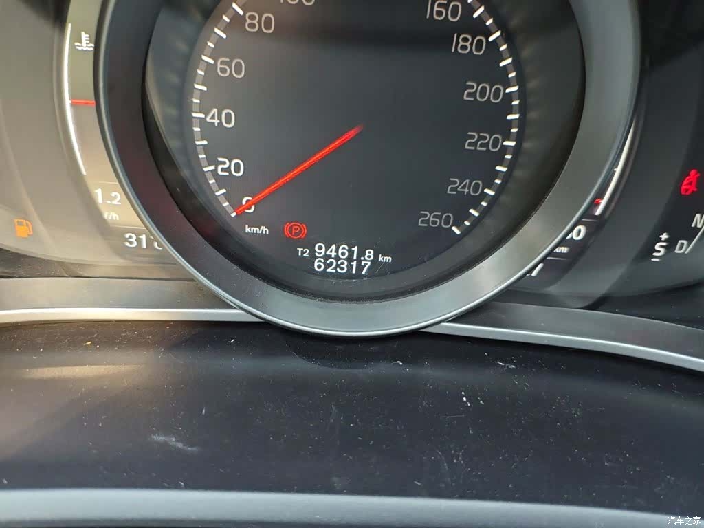 Volvo V40, 2018 9