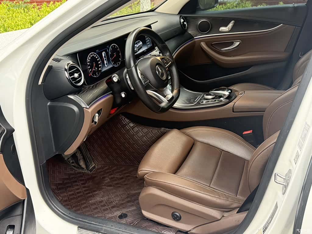 Mercedes-Benz E-Class, 2018 10