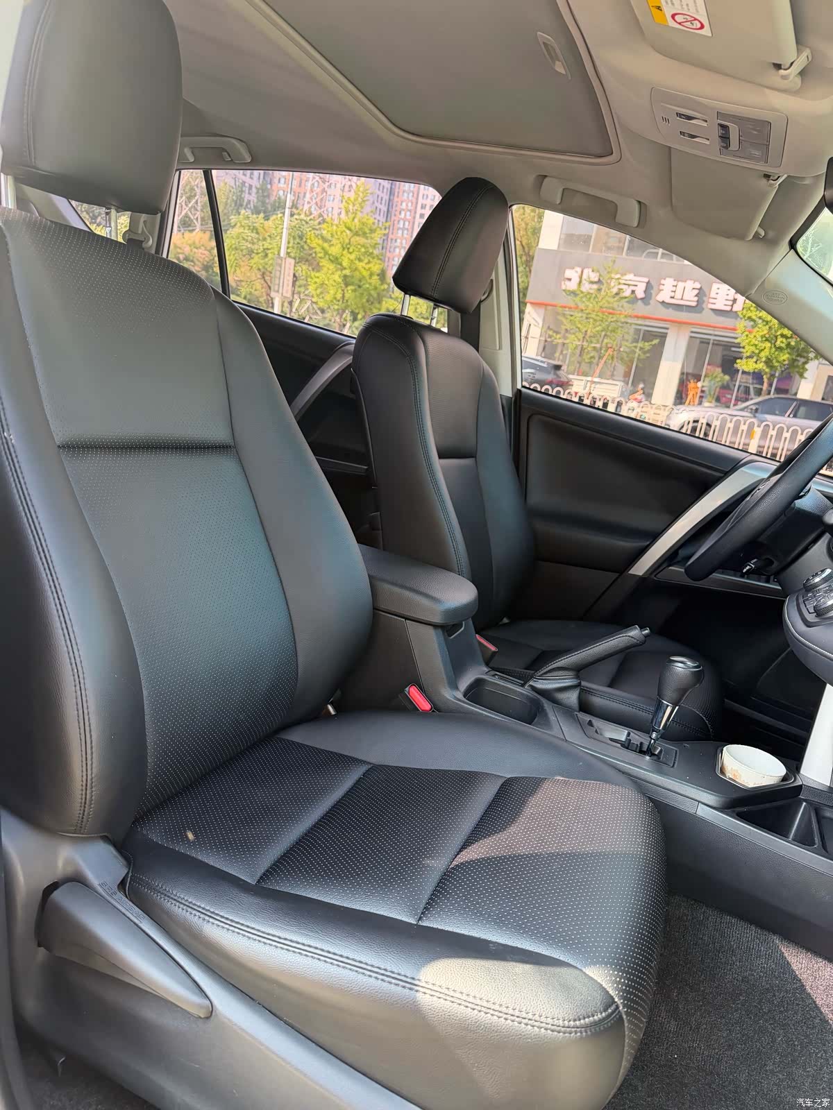 Toyota RAV4, 2017 11
