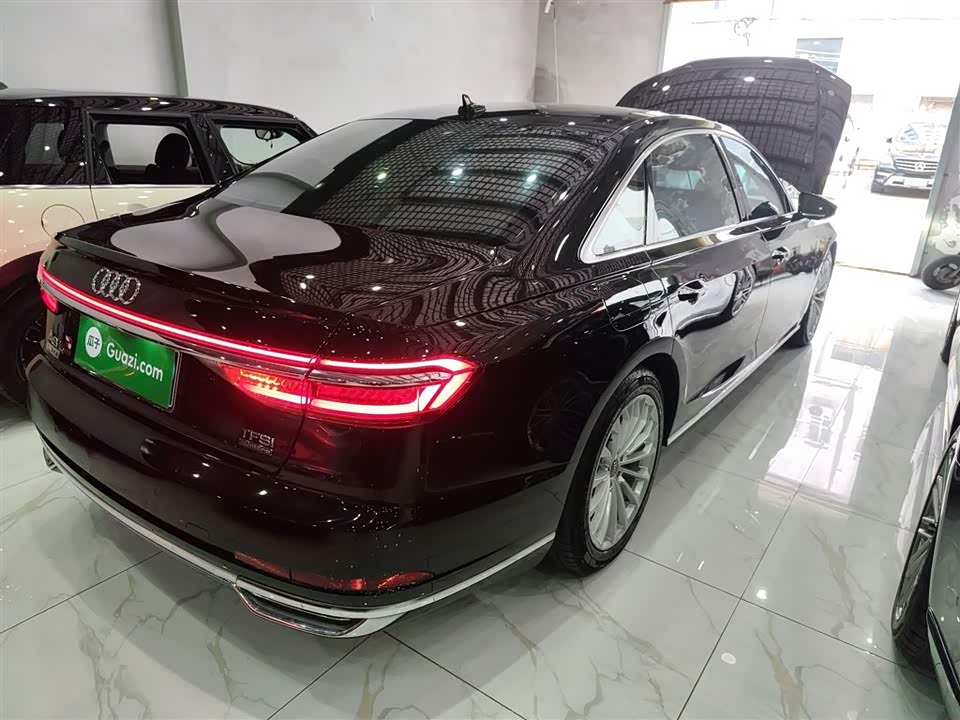 Audi A8
