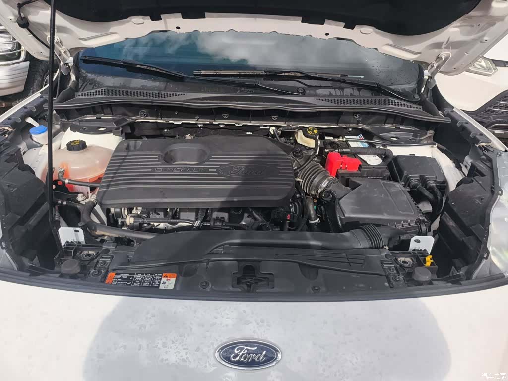 Ford Escape, 2022 20
