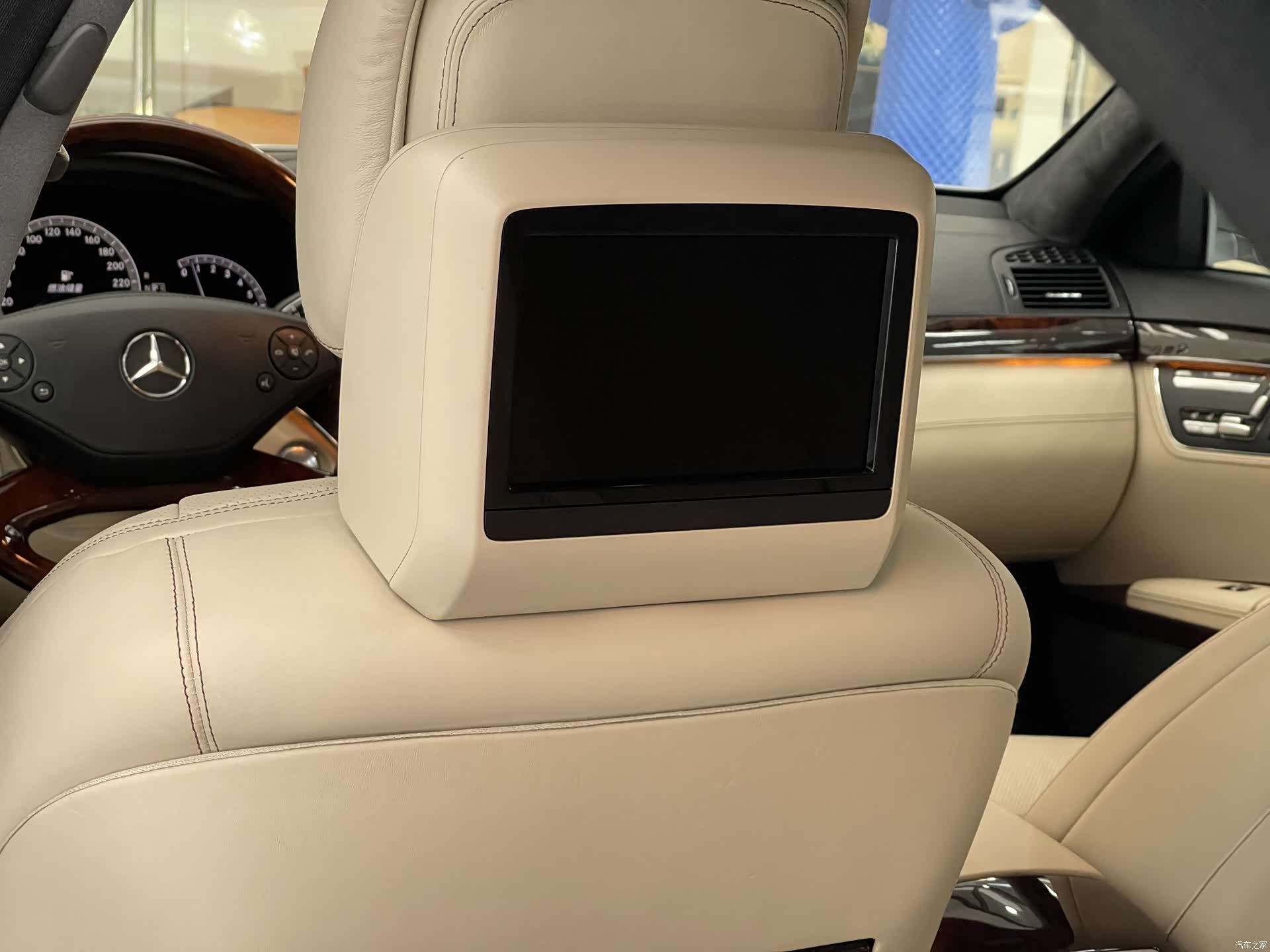 Mercedes-Benz S-Class, 2015 16