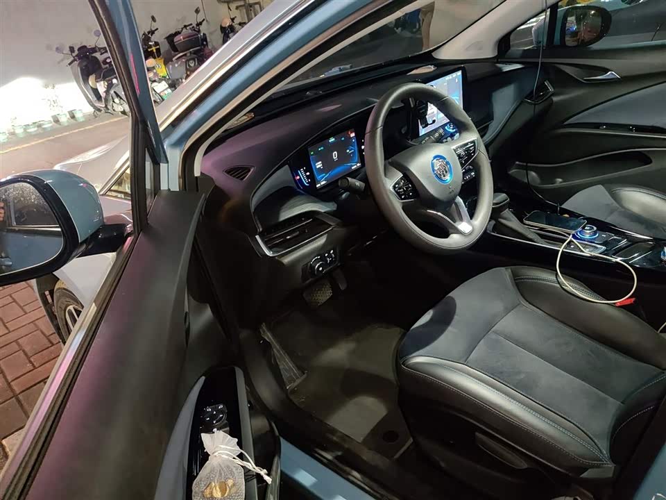 Buick Slightly blue 6