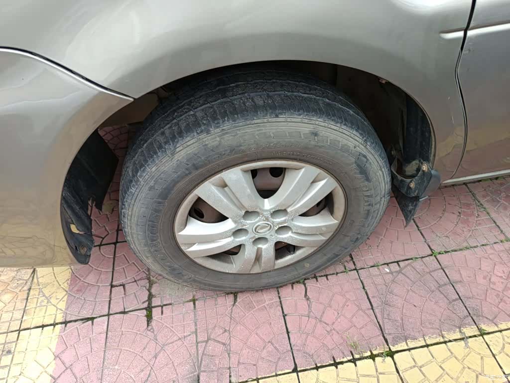 DongFeng M5, 2017 23