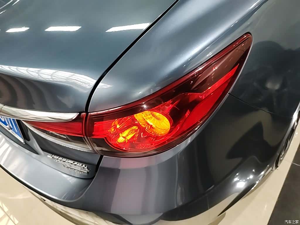Mazda Atenza, 2014 8