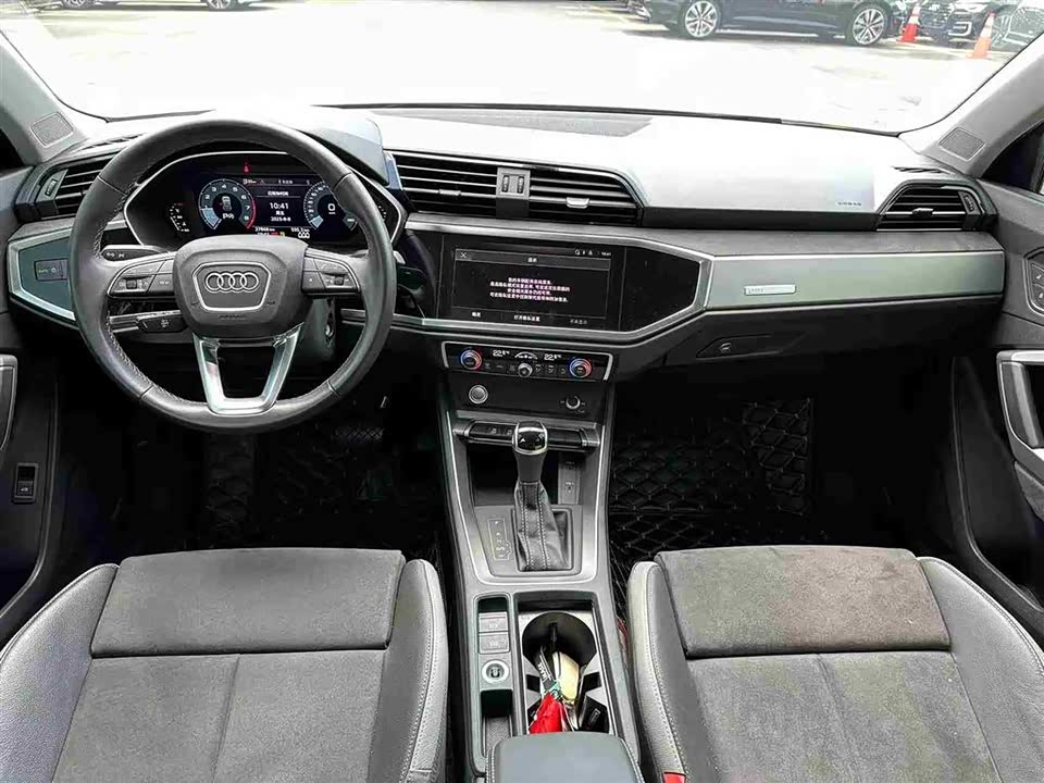 Audi Q3 Audi Q3