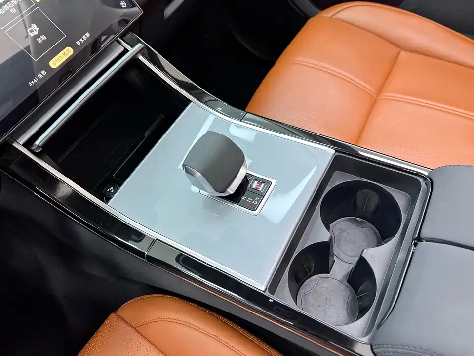 Land Rover Range Rover Star Pulse