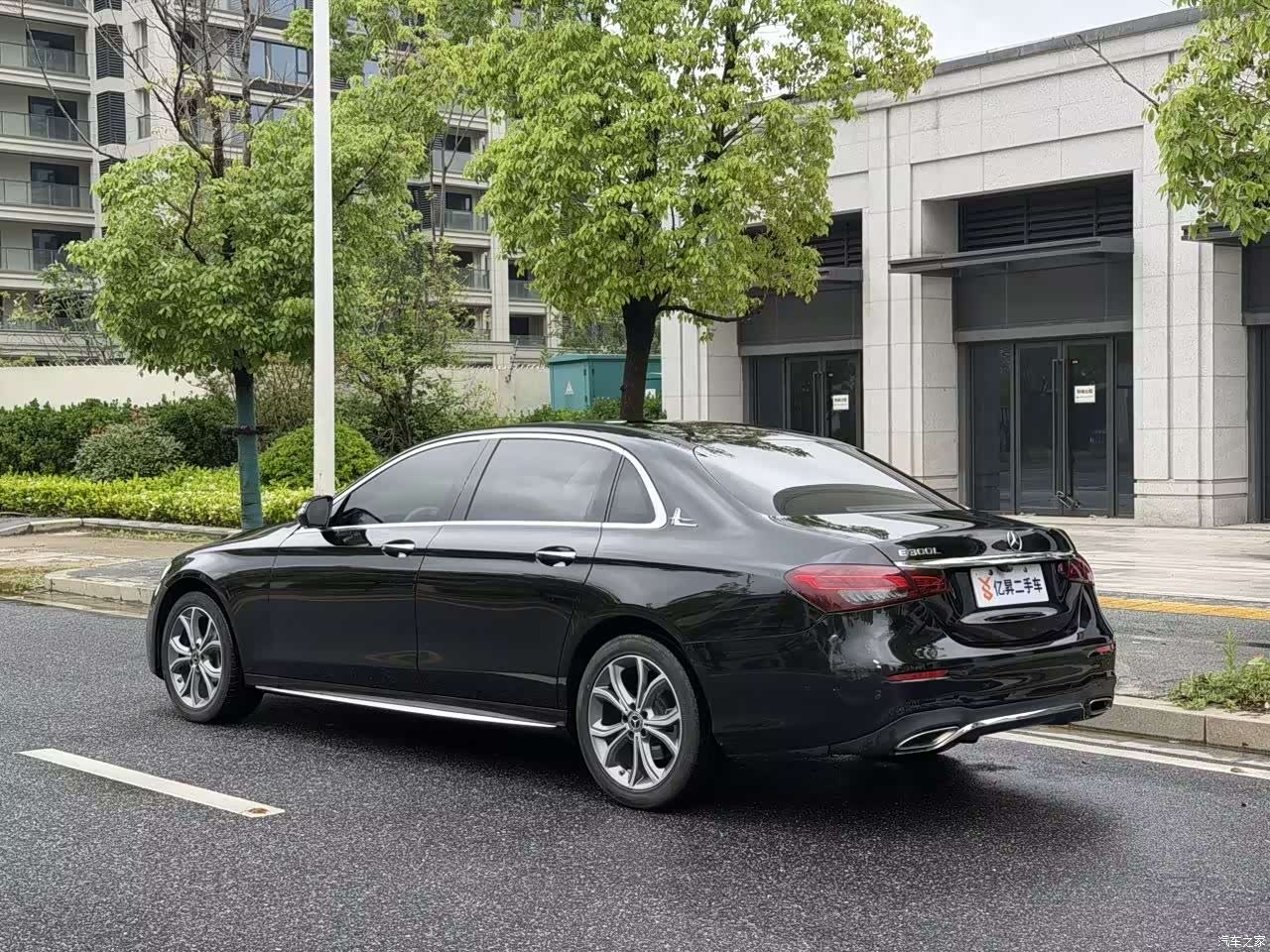 Mercedes-Benz E-Class, 2021 3