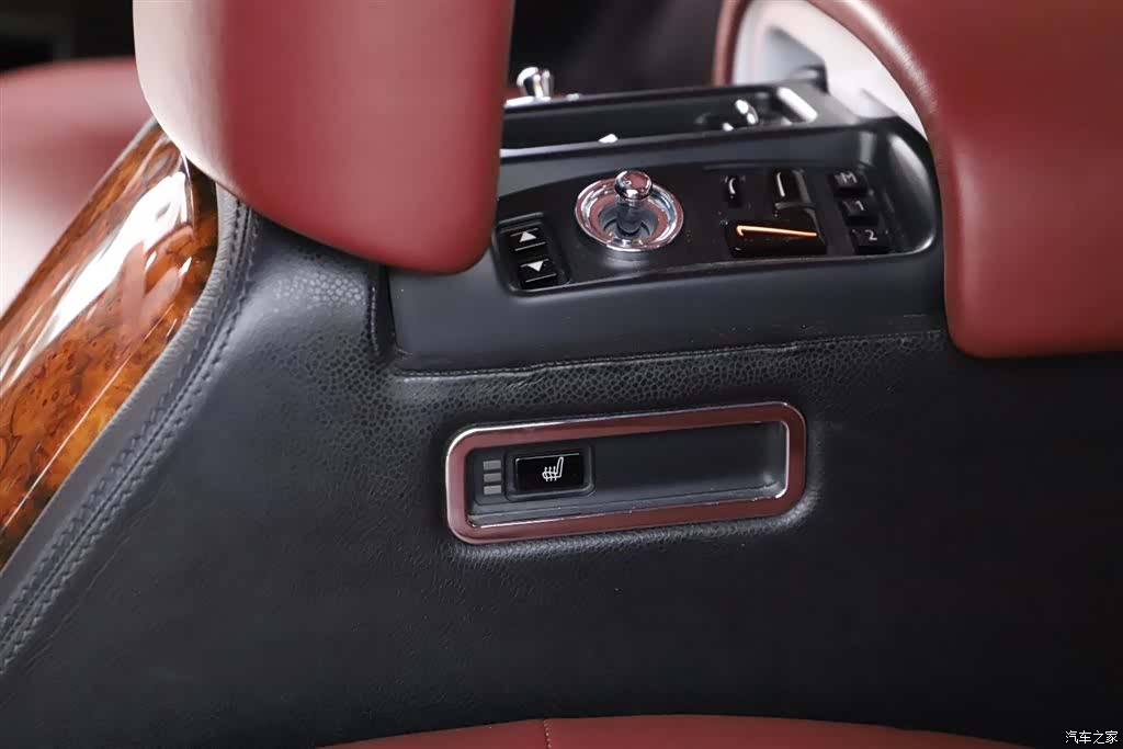 Rolls-Royce Phantom, 2012 15