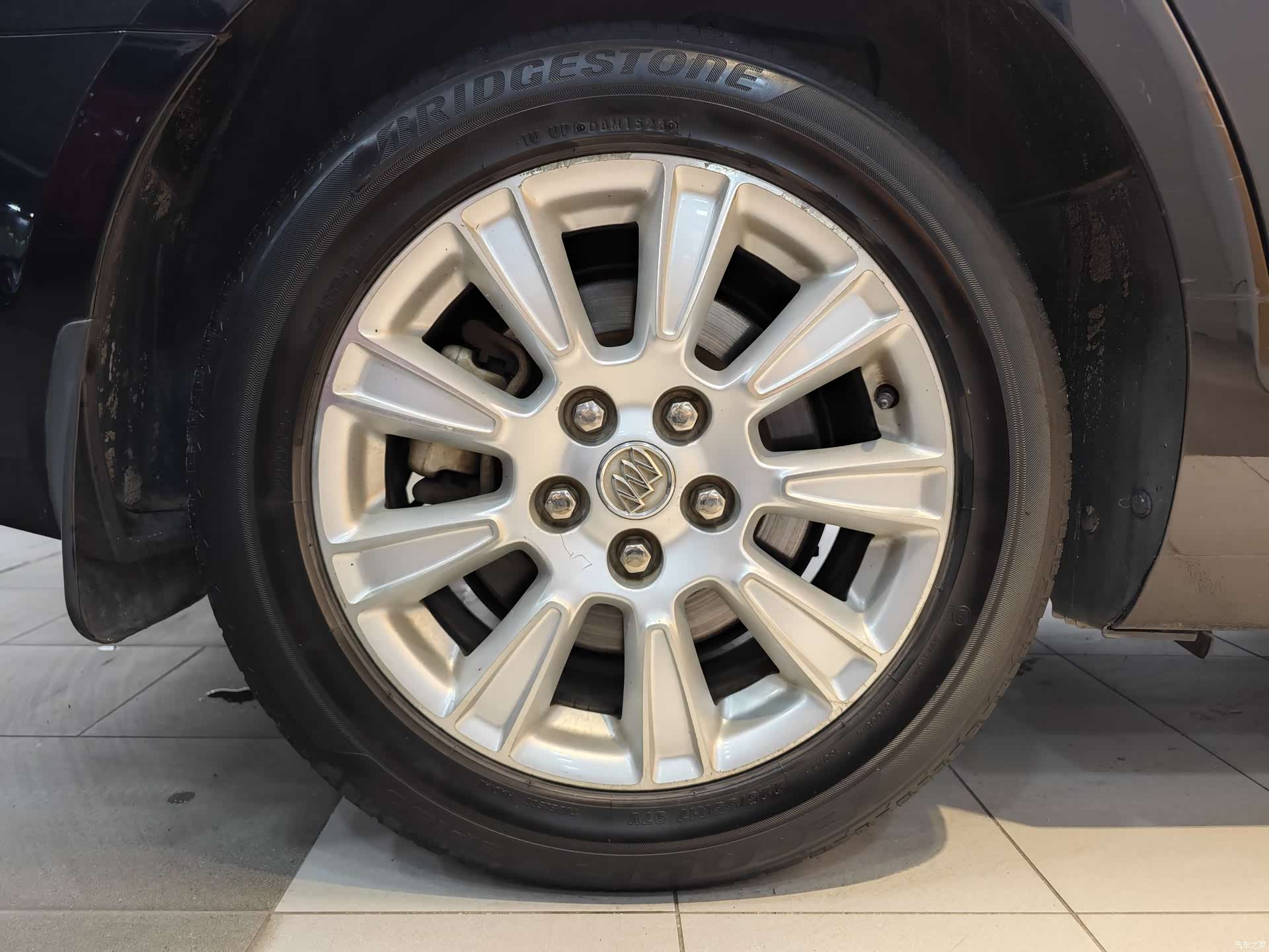 Buick LaCrosse, 2013 30