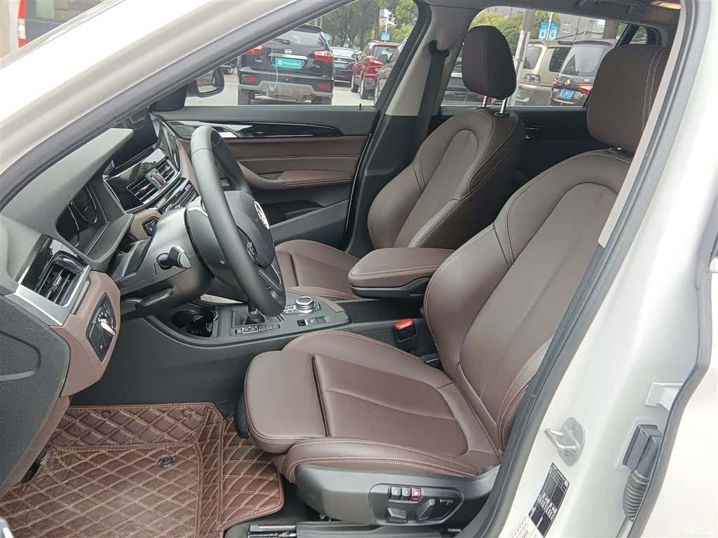 BMW X1, 2020 11