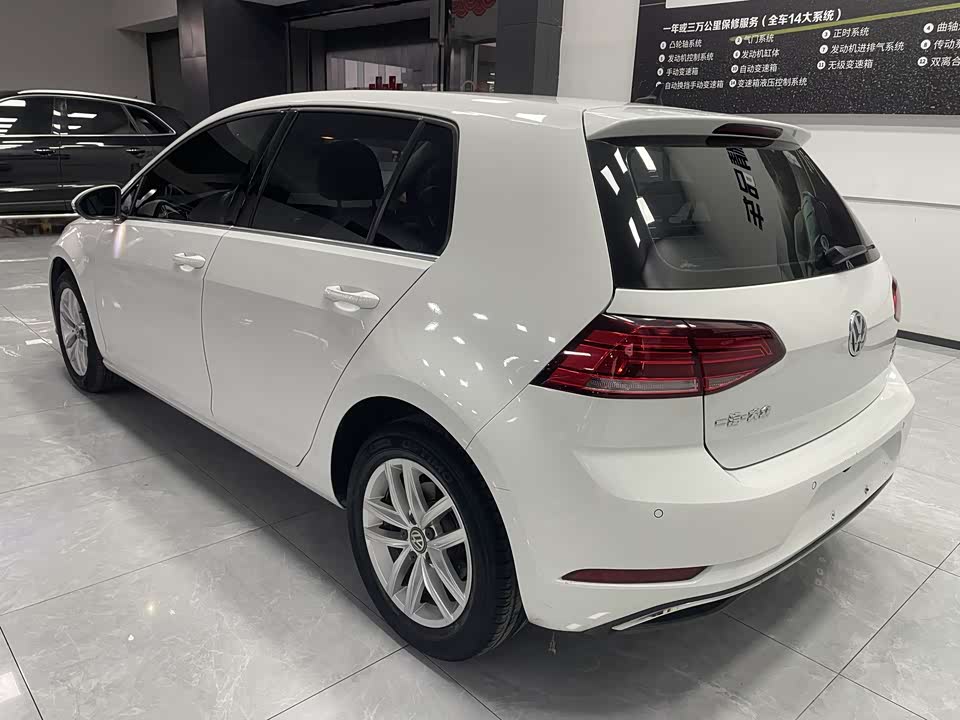 Volkswagen golf