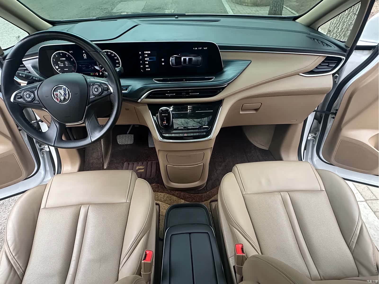 Buick GL8, 2021 4