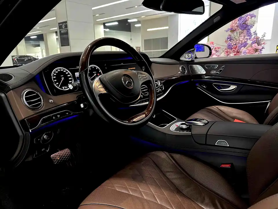 Mercedes-Benz Maybach S-class