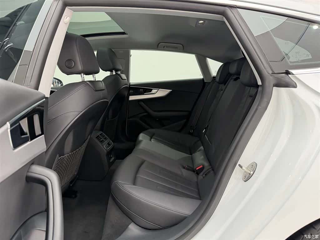 Audi A5, 2023 17