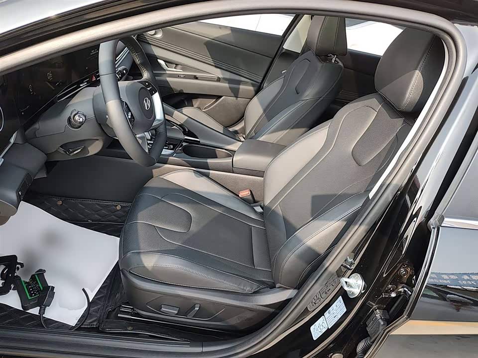 Hyundai Elantra Hyundai Elantra