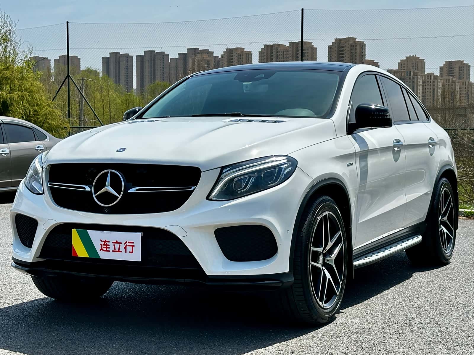 Mercedes-Benz GLE, 2016 3
