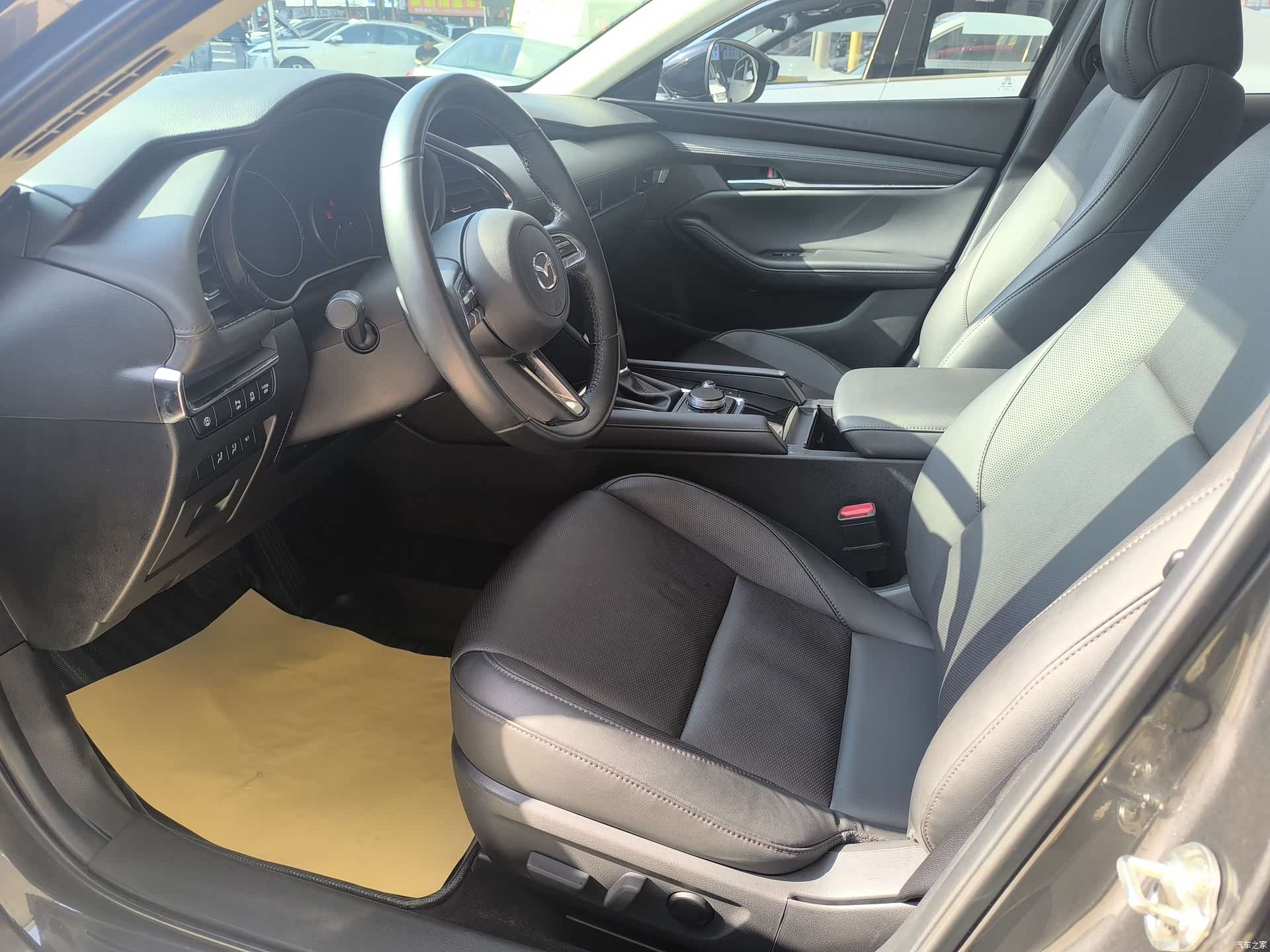 Mazda Mazda3, 2022 4