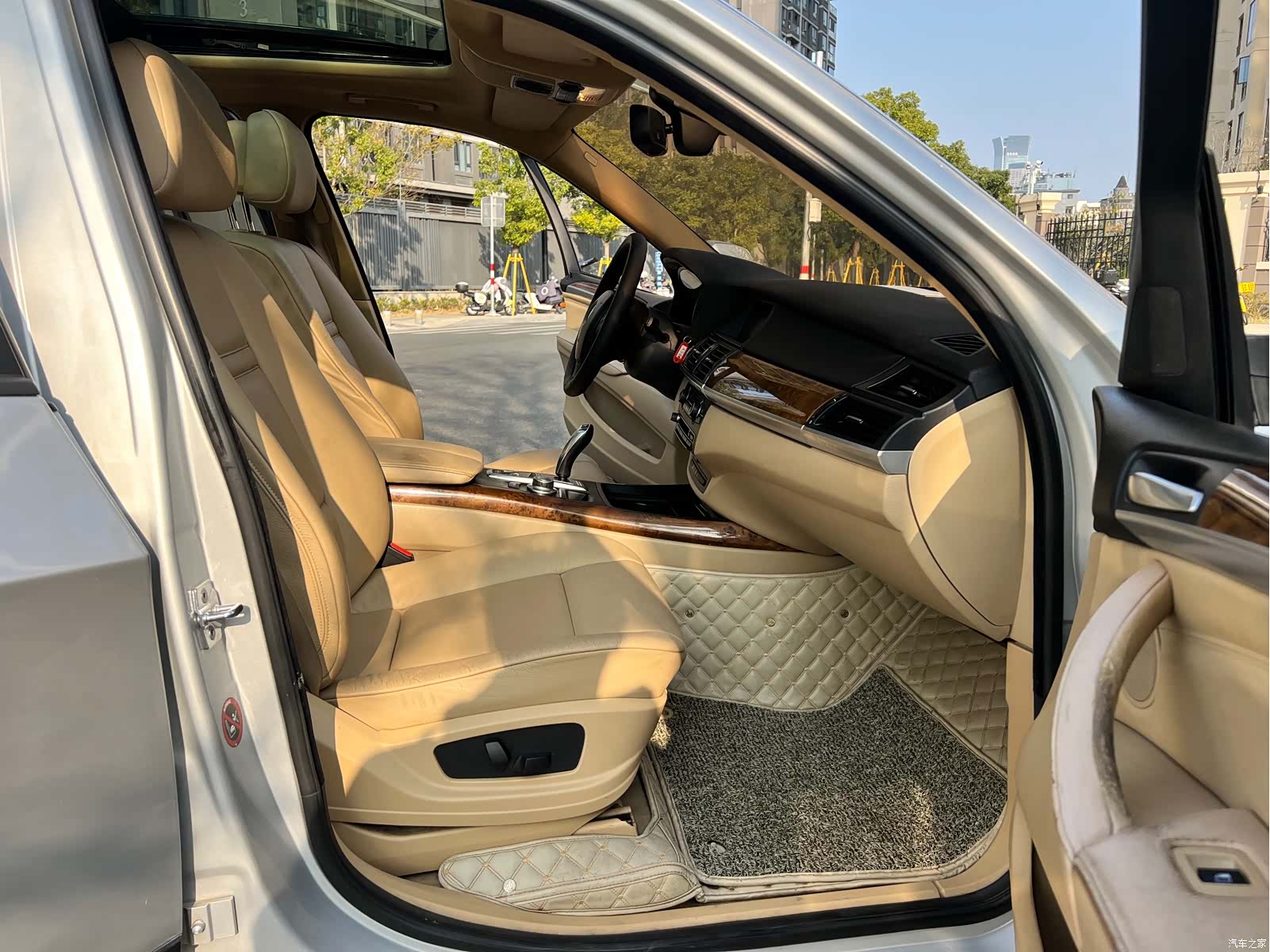 BMW X5, 2009 13