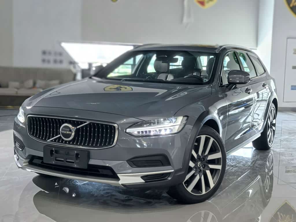 Volvo V90 2022 Cross Country B5 AWD