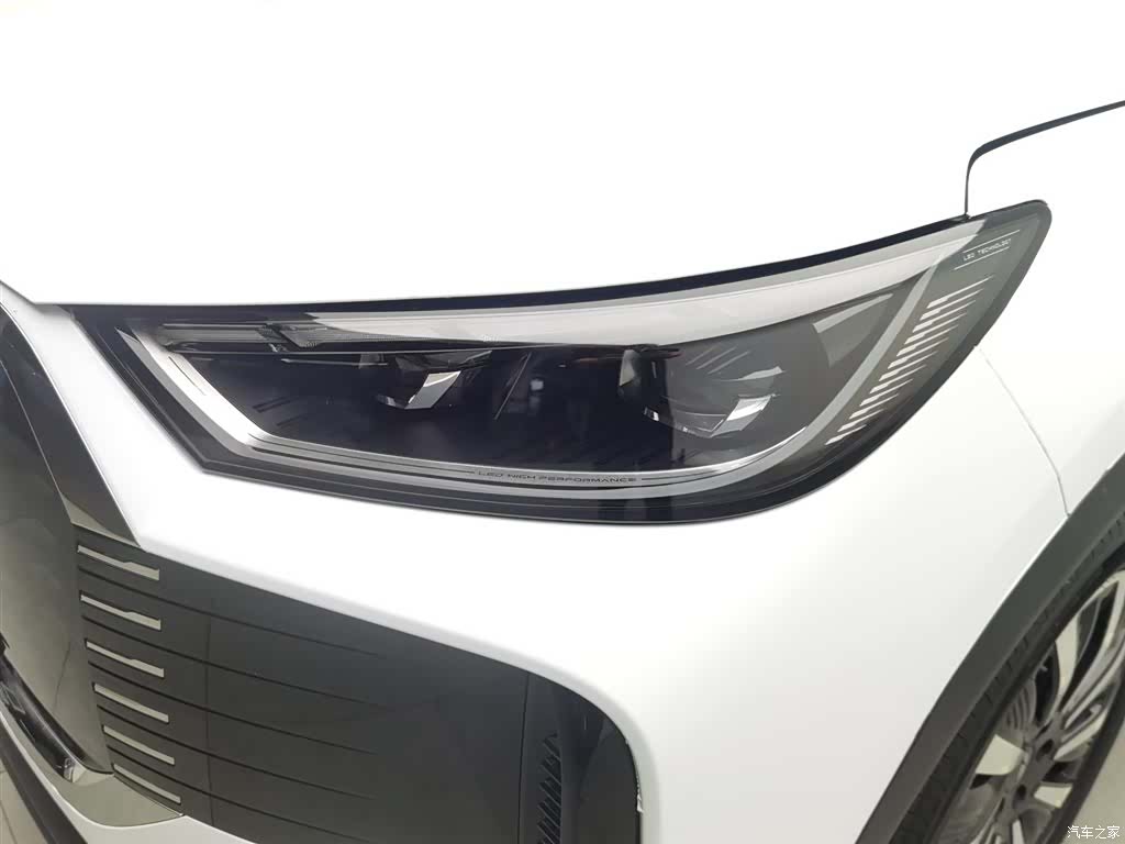 Chery T8, 2025 7
