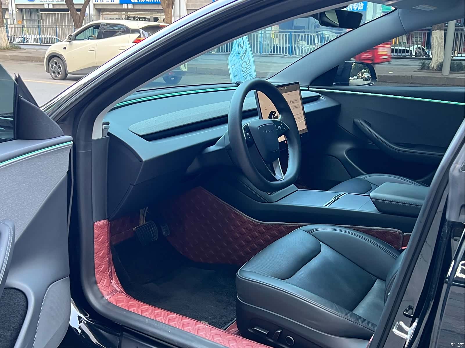 Tesla Model 3, 2024 все фото
