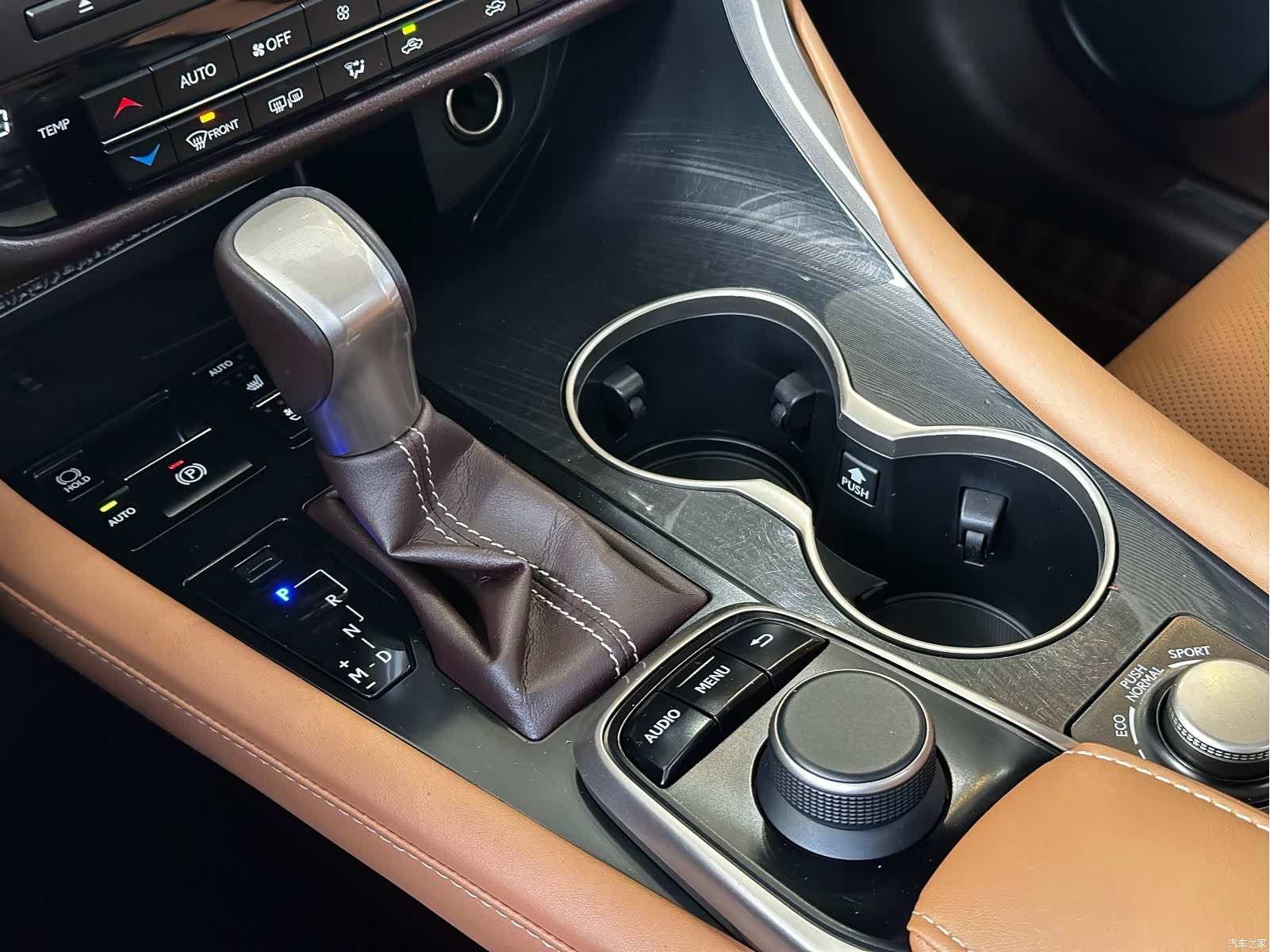 Lexus RX, 2016 9