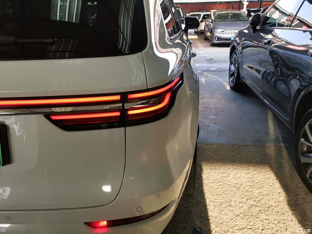 Li Auto ONE, 2021 24