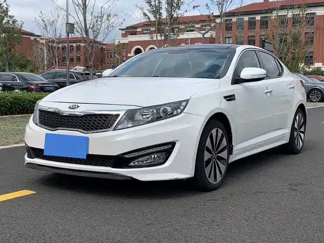 Kia K5 2013 — купить из Китая под заказ