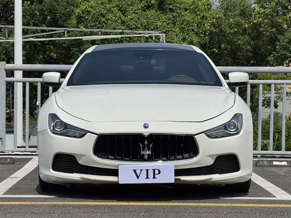 Maserati Ghibli Maserati Ghibli