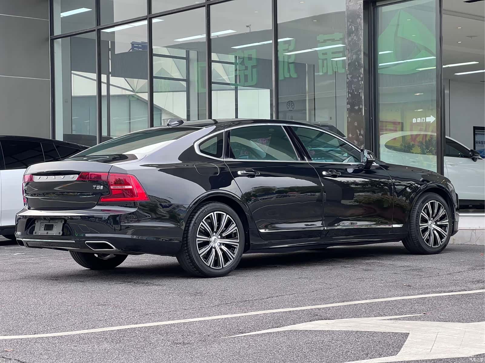 Volvo S90, 2019 9