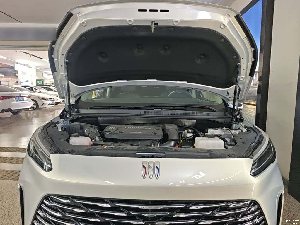 Buick GL8, 2025 20