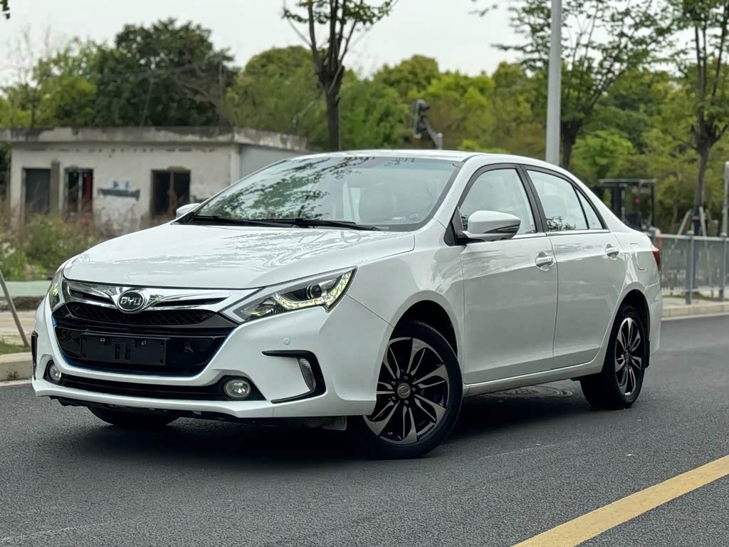 BYD Qin NEV