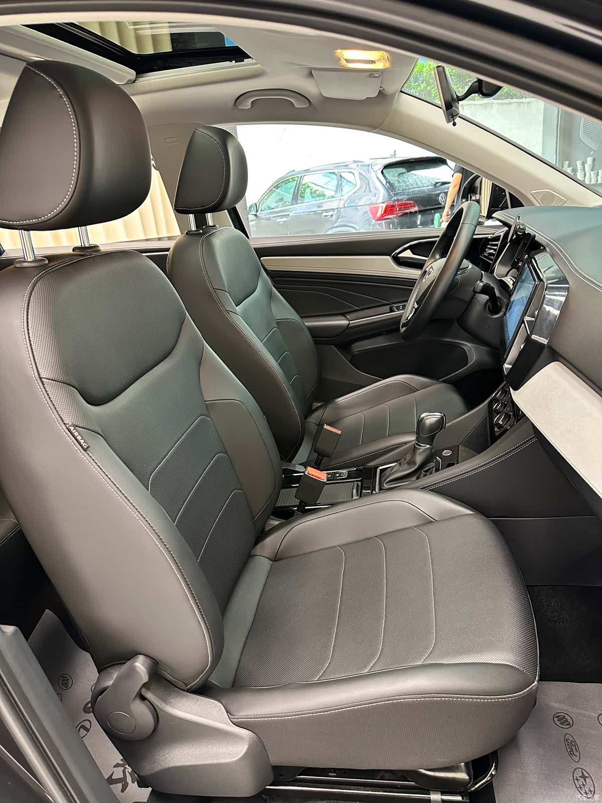 Volkswagen VS5, 2022 12