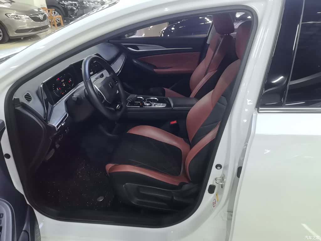 Changan Eado, 2023 15