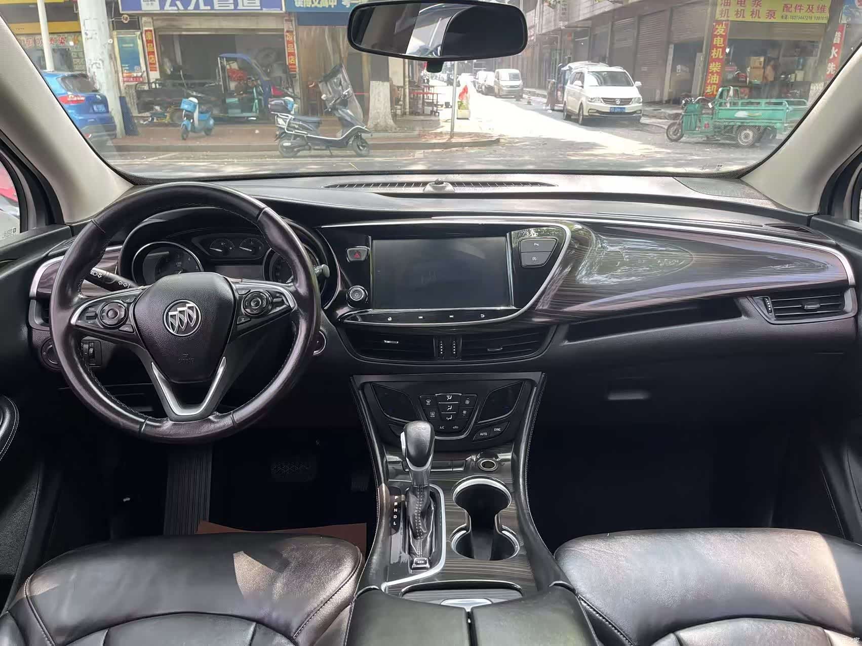 Buick Envision Plus, 2021 7