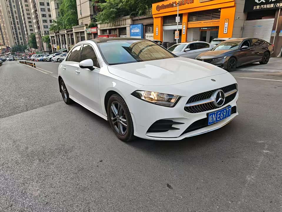 Mercedes-Benz Class A Mercedes-Benz Class A
