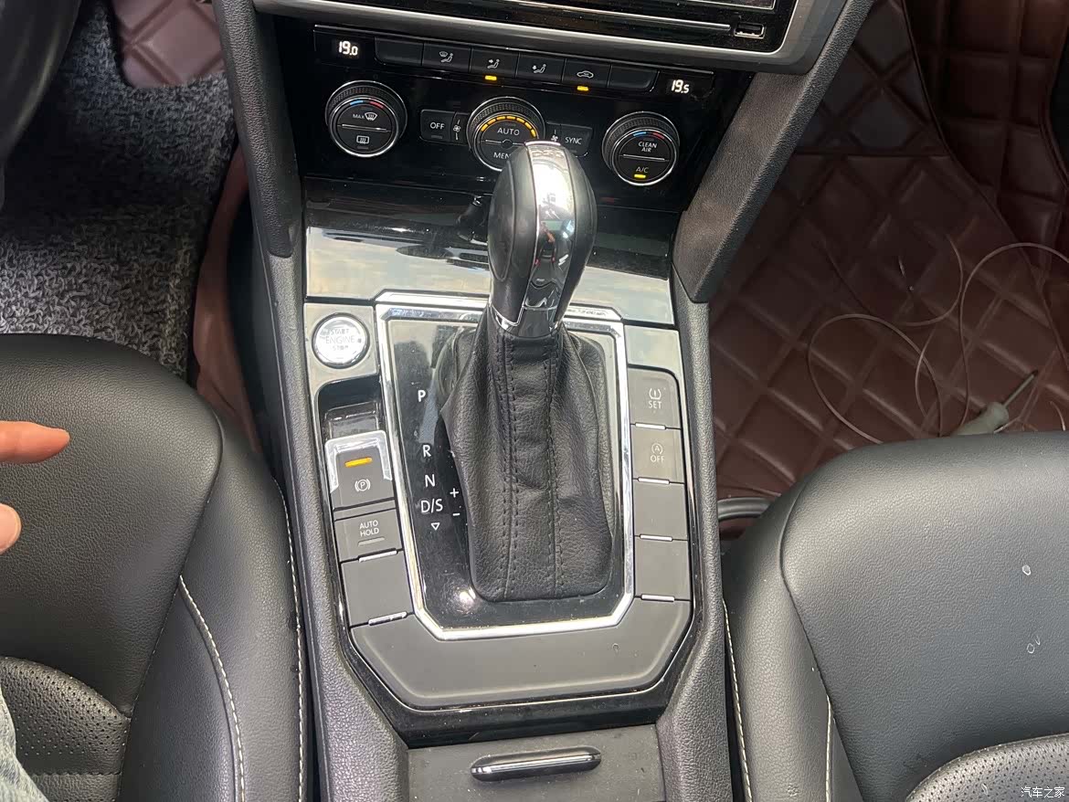 Volkswagen Lamando, 2019 14