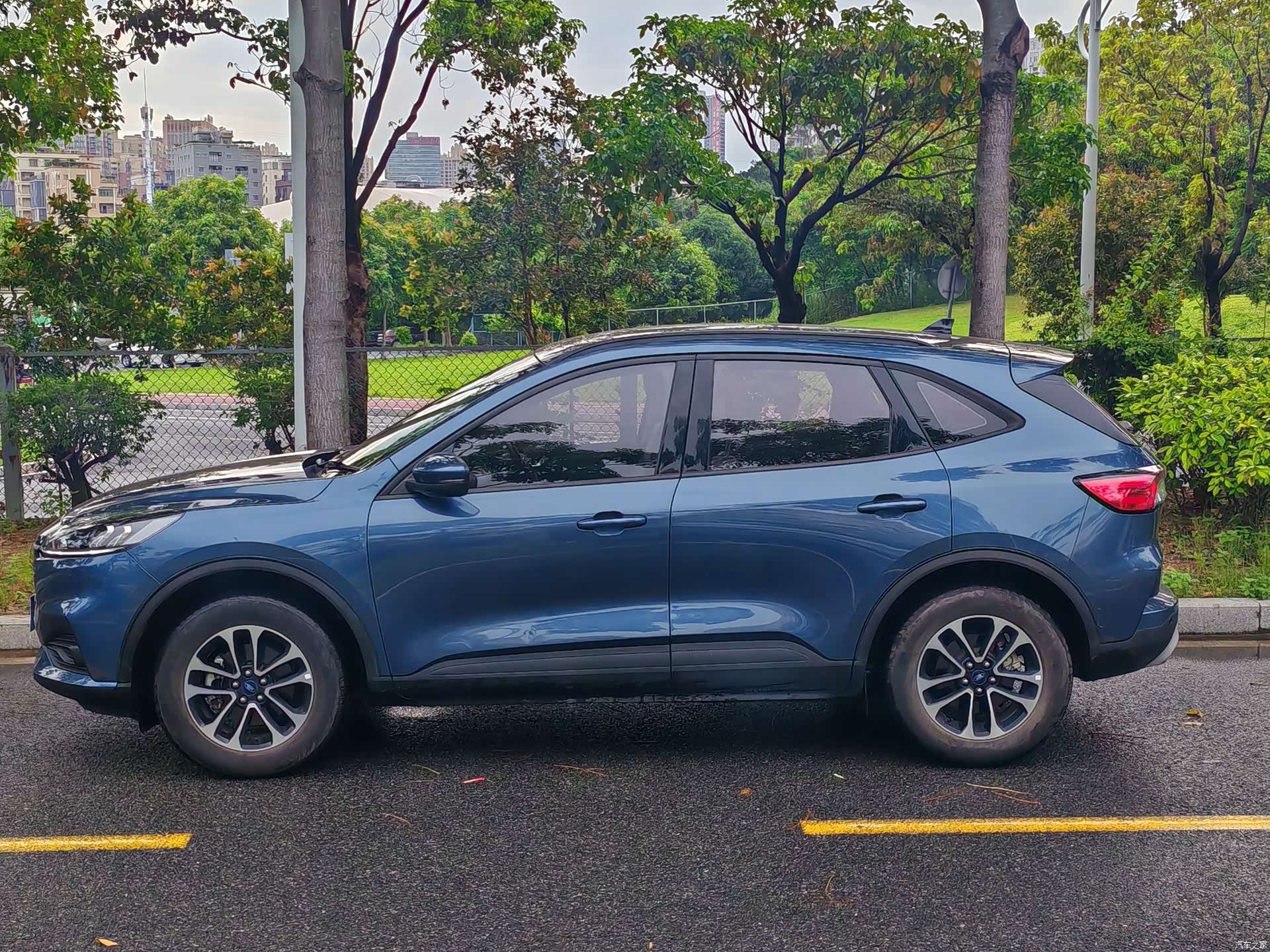 Ford Escape, 2021 3
